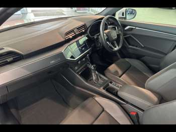 Used Audi Q3 2021 for sale - 74823700: Photo