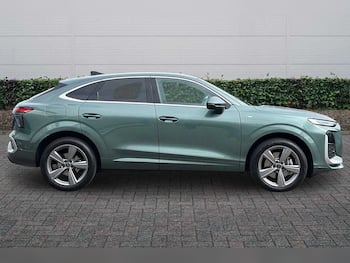 Used Audi Q3 2026 for sale - 79768211: Photo