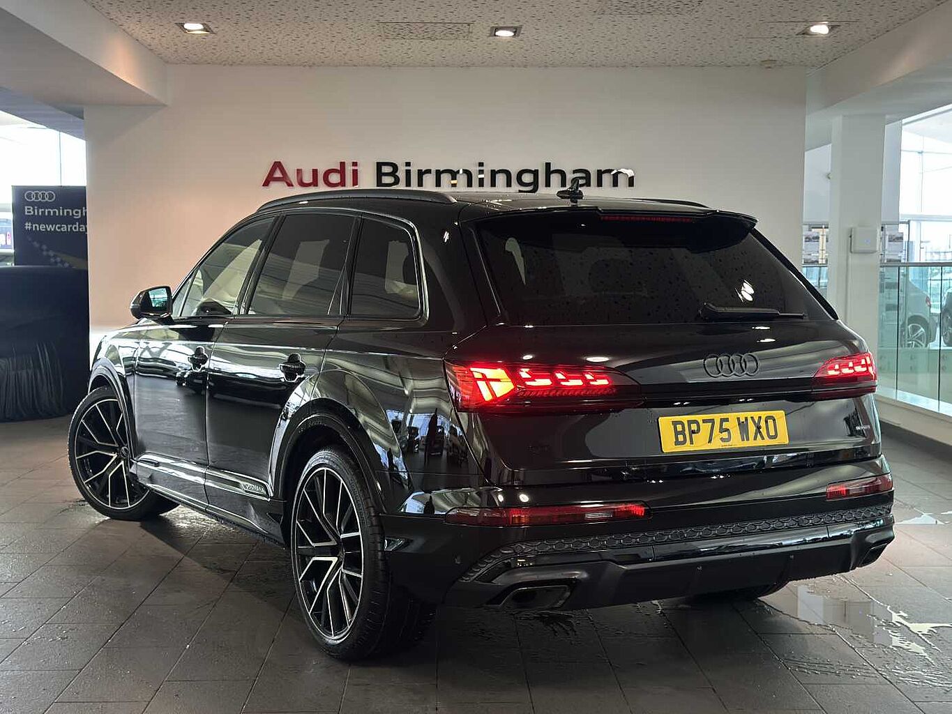 Used Audi Q7 2025 for sale - 77132774: Photo 3