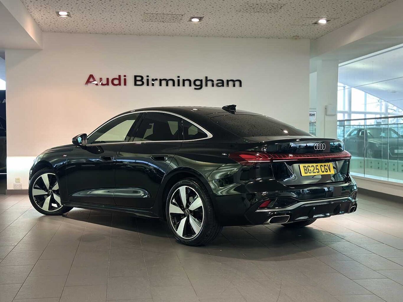 Used Audi A5 2025 for sale - 77124435: Photo 3