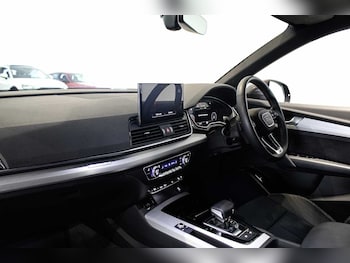 Used Audi Q5 2023 for sale - 75758210: Photo