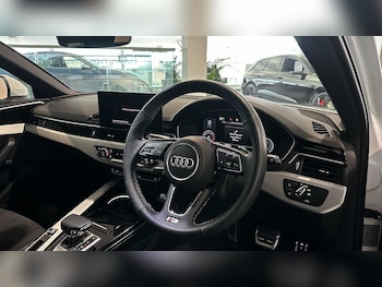 Used Audi A4 Avant 2023 for sale - 76327818: Photo