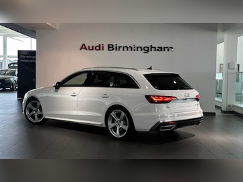 Used Audi A4 Avant 2023 for sale - 76327818: Photo