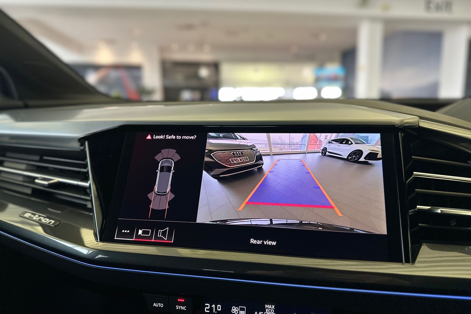 Used Audi Q4 e-tron 2025 for sale - 77512187: Photo 21