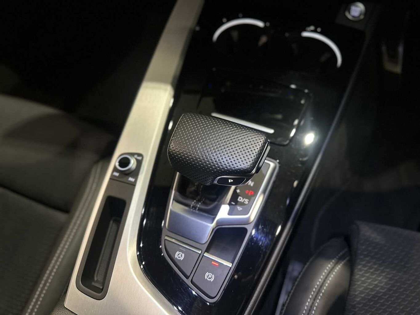 Used Audi A4 2022 for sale - 77177248: Photo 8