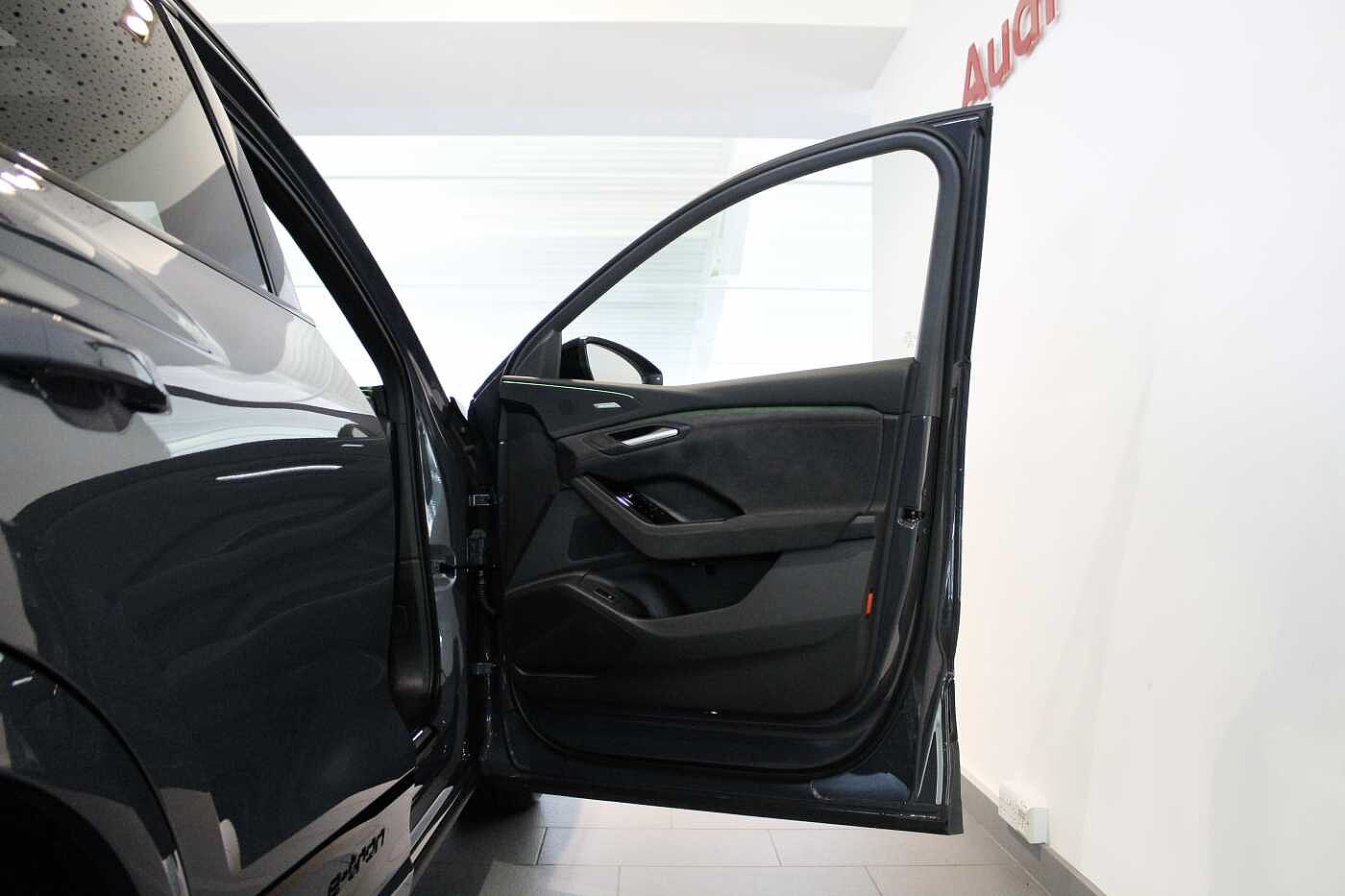 Used Audi Q6 e-tron 2025 for sale - 74373580: Photo 11