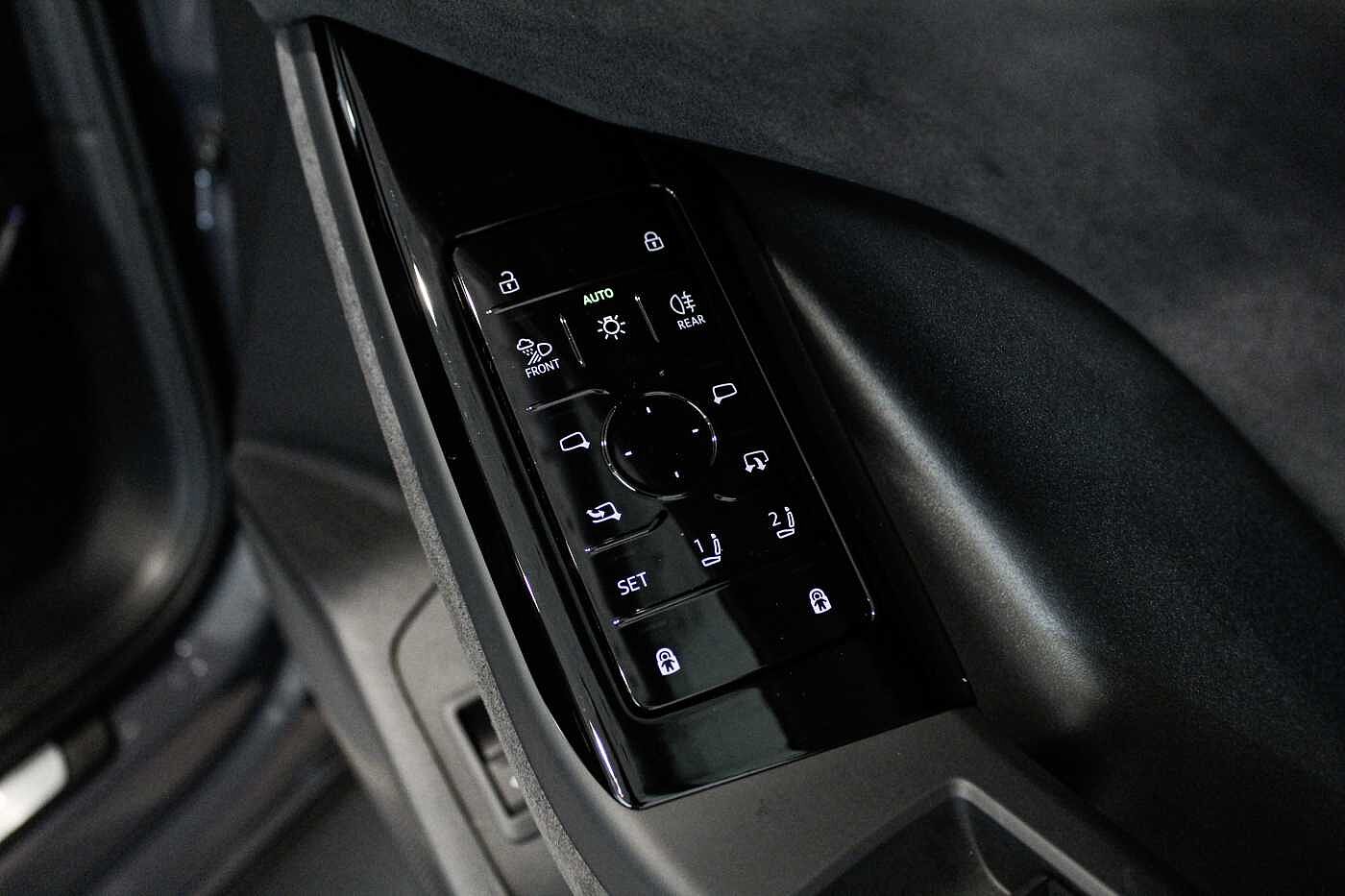 Used Audi Q6 e-tron 2025 for sale - 74373580: Photo 16