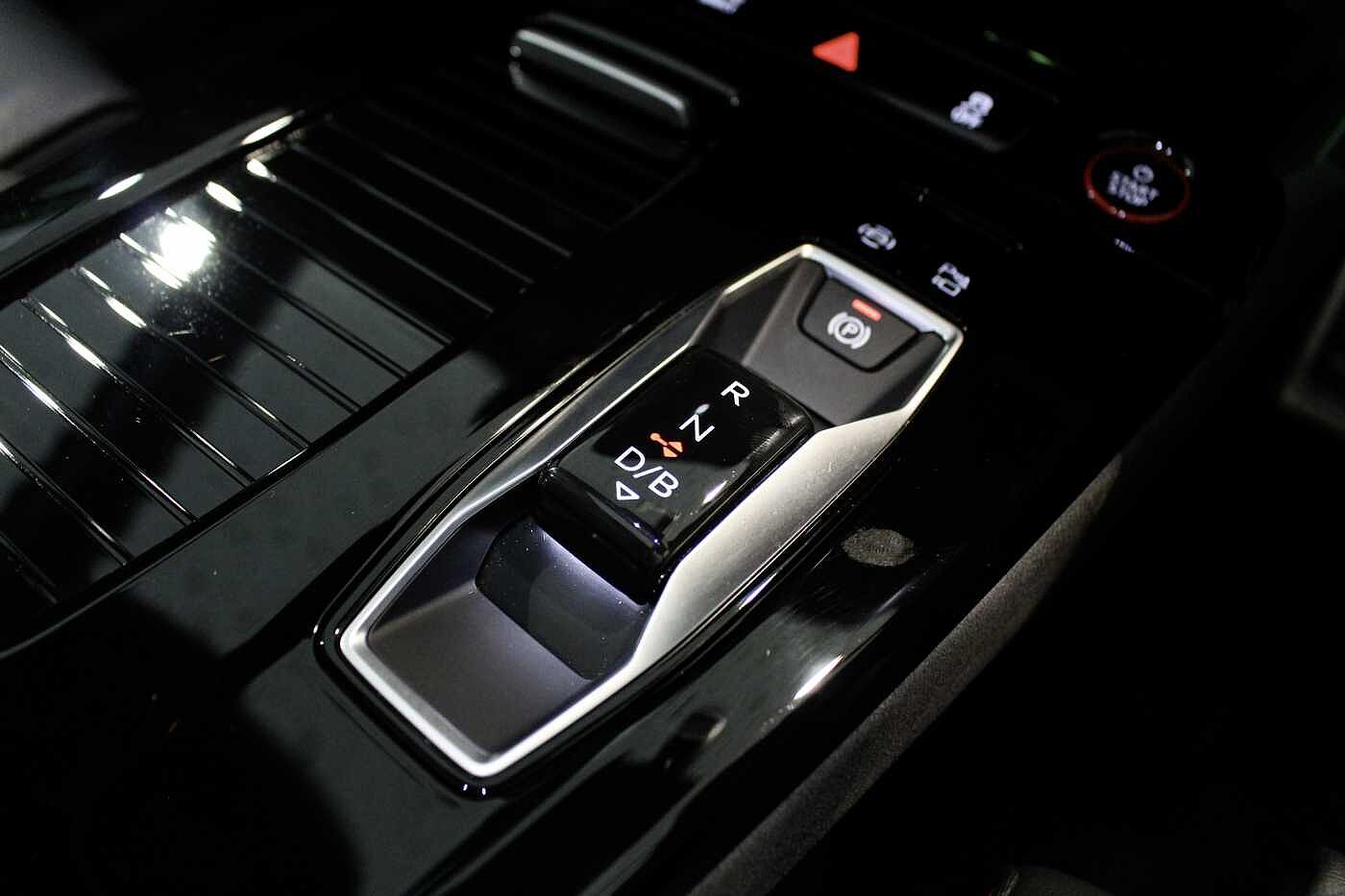 Used Audi Q6 e-tron 2025 for sale - 74373580: Photo 8