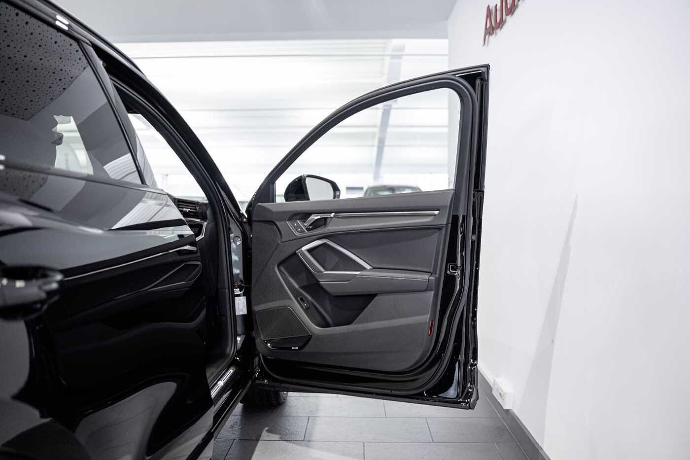 Used Audi Q3 2025 for sale - 76647378: Photo 11