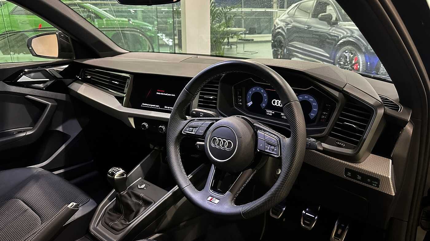 Used Audi A1 2023 for sale - 76458579: Photo 2