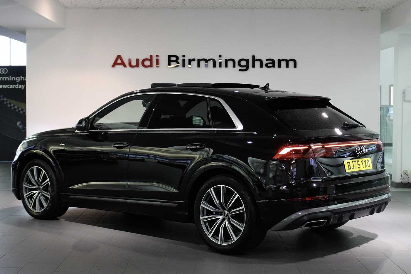 Used Audi Q8 2025 for sale - 76216629: Photo 3