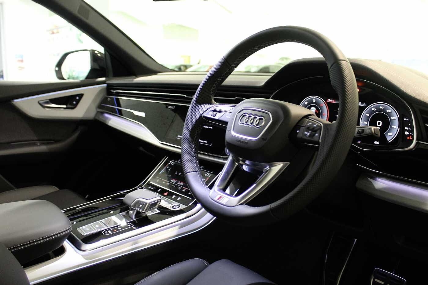 Used Audi Q8 2025 for sale - 76216629: Photo 6