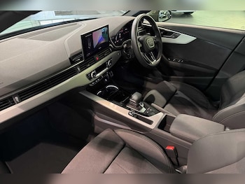 Used Audi A4 Avant 2023 for sale - 76410299: Photo