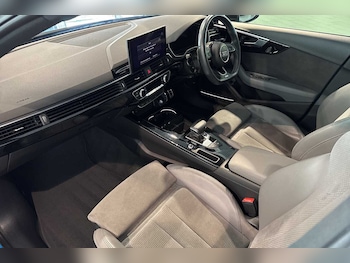 Used Audi A4 Avant 2021 for sale - 75671437: Photo