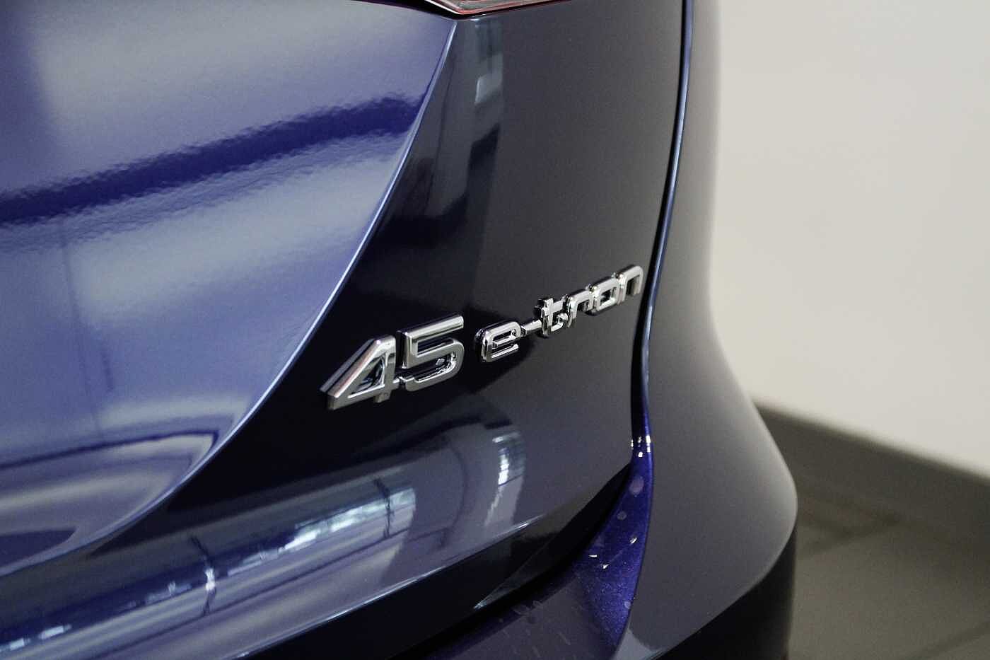 Used Audi Q4 e-tron 2025 for sale - 77046330: Photo 9