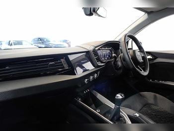 Used Audi A1 2023 for sale - 76123881: Photo 2