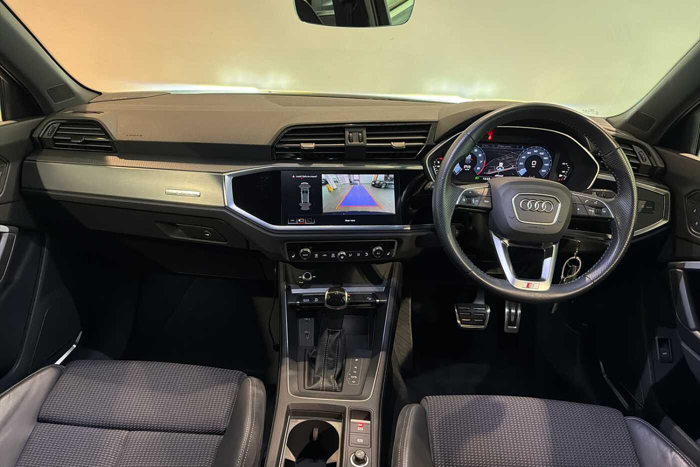 Used Audi Q3 2020 for sale - 76563215: Photo 11