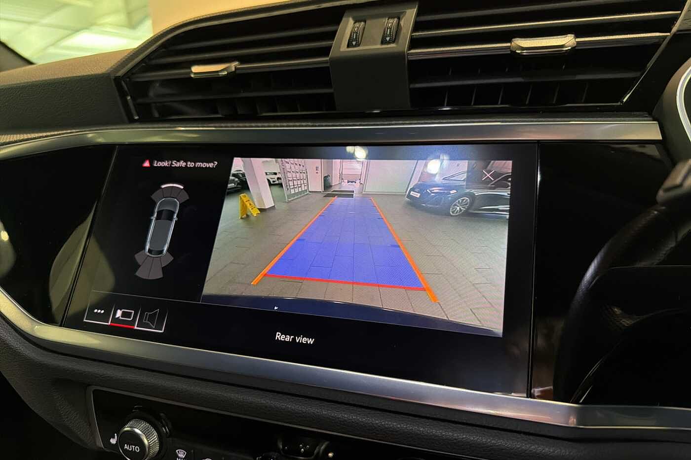 Used Audi Q3 2020 for sale - 76563215: Photo 16