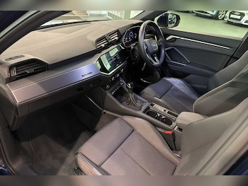 Used Audi Q3 2020 for sale - 76563215: Photo