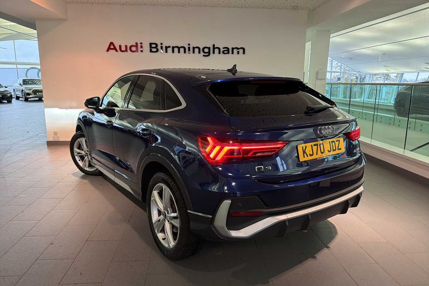 Used Audi Q3 2020 for sale - 76563215: Photo 3