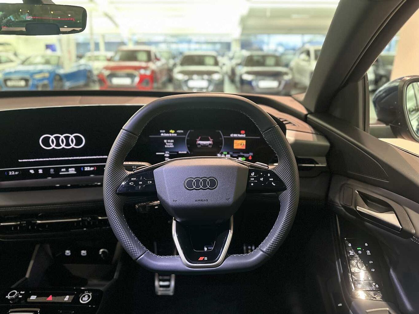 Used Audi Q6 e-tron 2025 for sale - 76800613: Photo 2