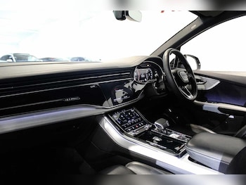 Used Audi Q7 2023 for sale - 75814068: Photo