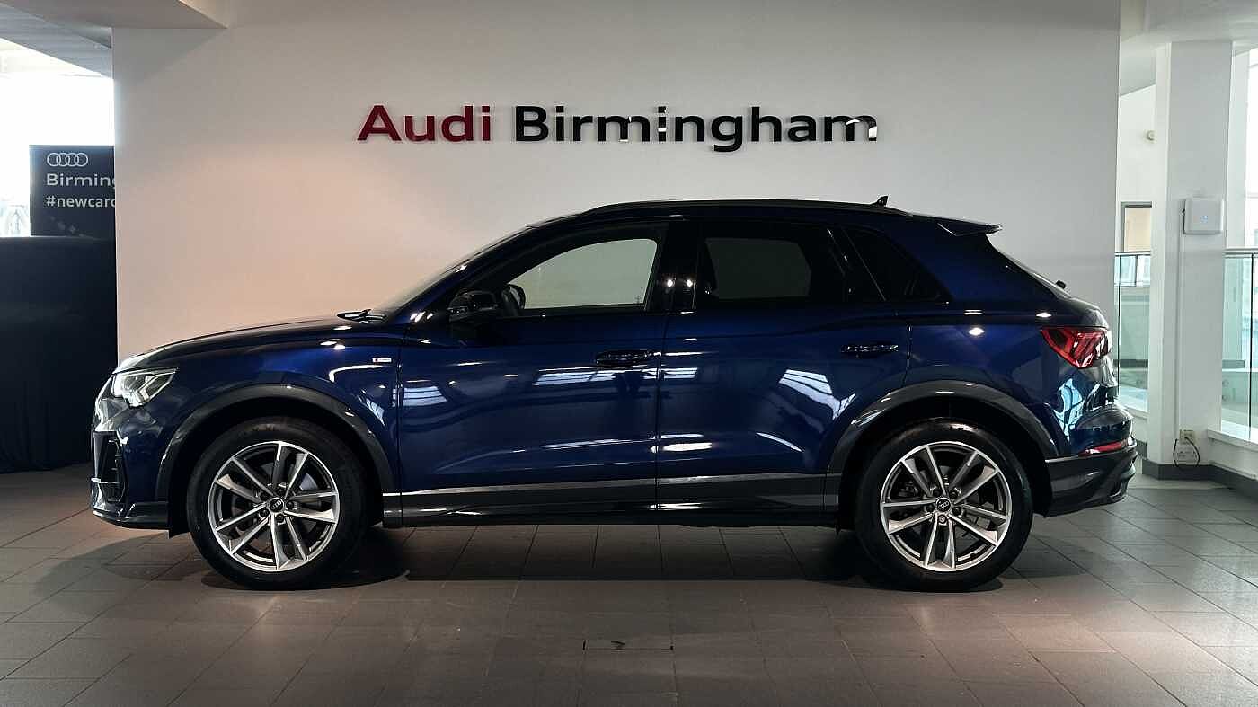 Used Audi Q3 2023 for sale - 76563219: Photo 4