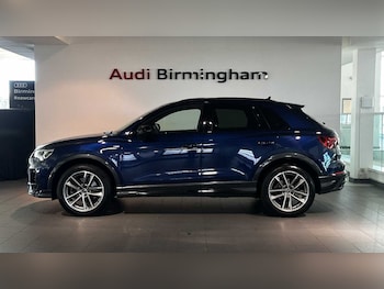 Used Audi Q3 2023 for sale - 76563219: Photo