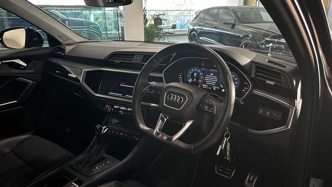 Used Audi Q3 2022 for sale - 76434205: Photo 2