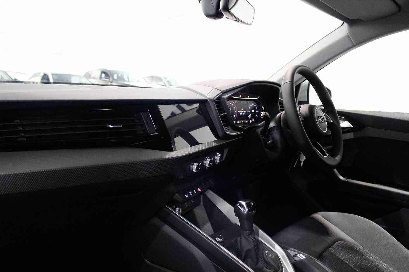 Used Audi A1 2025 for sale - 76216691: Photo 2