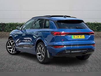 Used Audi Q6 e-tron 2024 for sale - 79566675: Photo