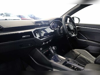 Used Audi Q3 2024 for sale - 75901592: Photo