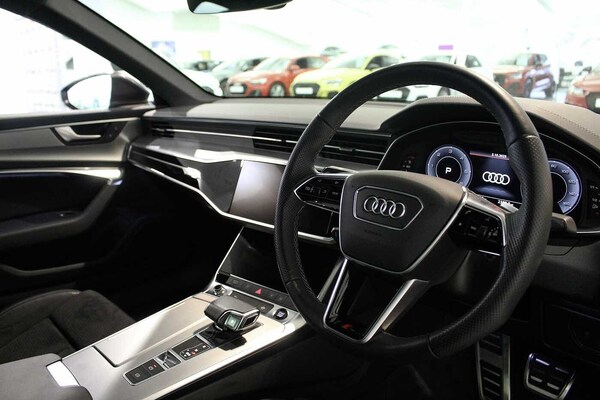 Used Audi A6 Saloon 2023 for sale - 76168367: Photo 6
