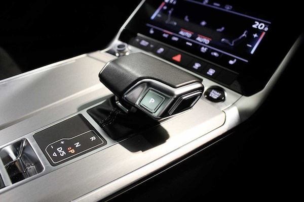 Used Audi A6 Saloon 2023 for sale - 76168367: Photo 8