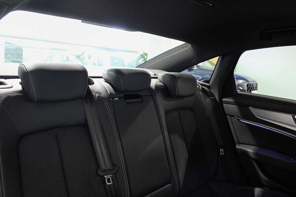 Used Audi A6 Saloon 2023 for sale - 76168367: Photo 9