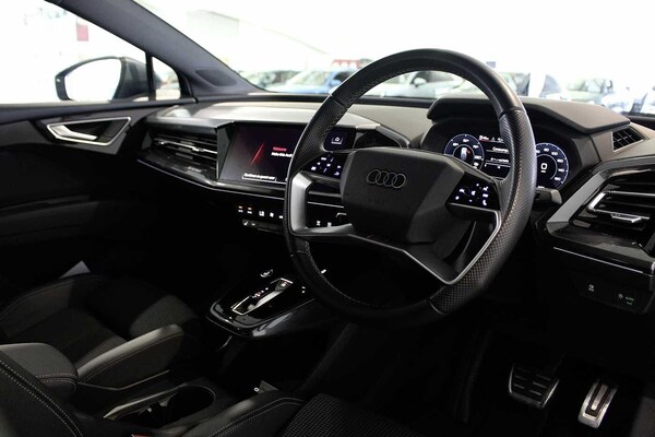 Used Audi Q4 e-tron 2022 for sale - 75564899: Photo 6