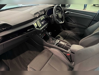 Used Audi Q3 2022 for sale - 77176669: Photo