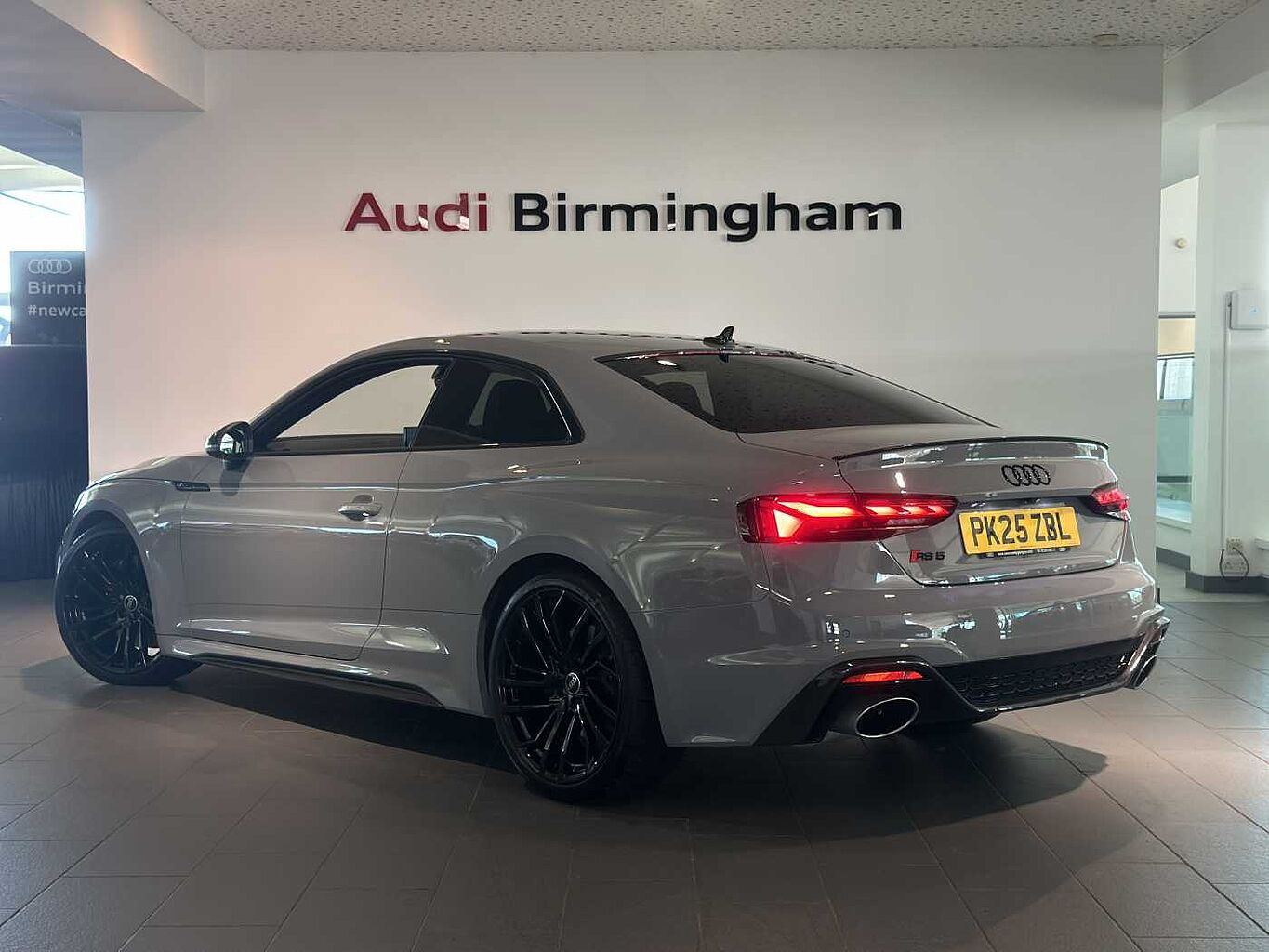Used Audi RS5 2025 for sale - 76647334: Photo 3