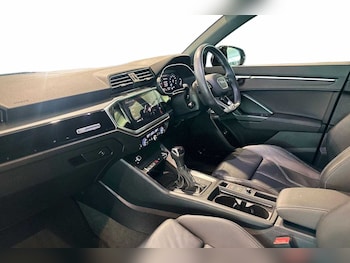 Used Audi Q3 2024 for sale - 78912436: Photo