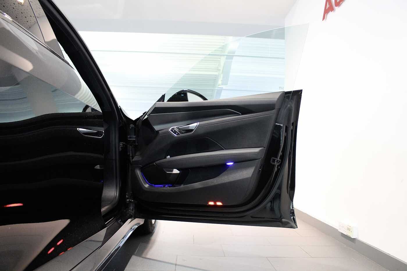 Used Audi e-tron 2022 for sale - 76043969: Photo 11