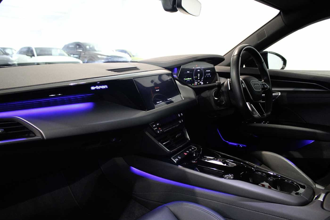 Used Audi e-tron 2022 for sale - 76043969: Photo 2