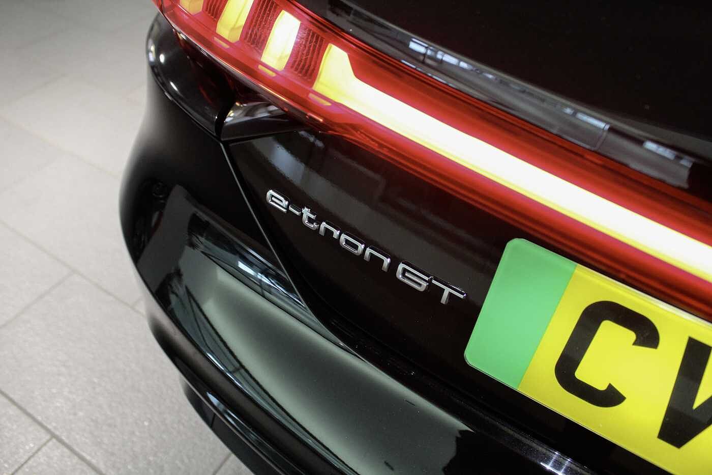 Used Audi e-tron 2022 for sale - 76043969: Photo 9