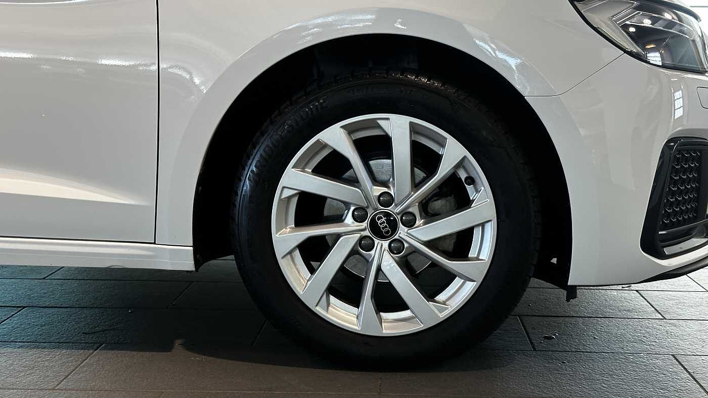 Used Audi A1 2023 for sale - 76647369: Photo 5