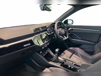 Used Audi Q3 2024 for sale - 79094634: Photo