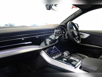 Used Audi Q8 2025 for sale - 75495004: Photo 2