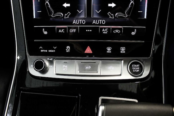 Used Audi Q8 2025 for sale - 75495004: Photo 31