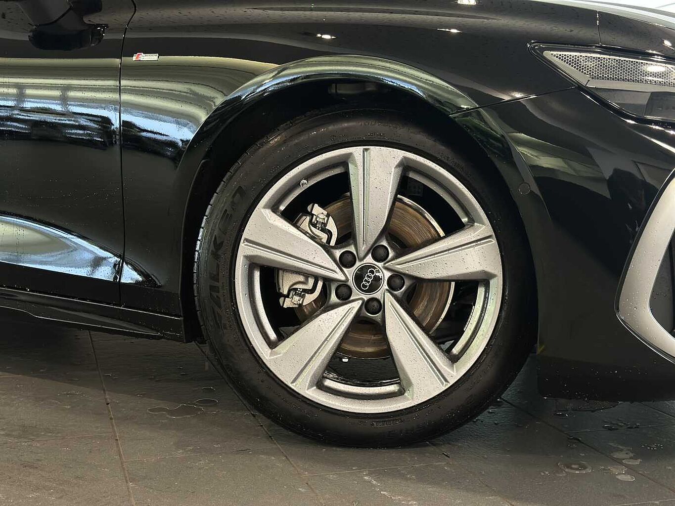 Used Audi A6 Saloon 2025 for sale - 77132740: Photo 5