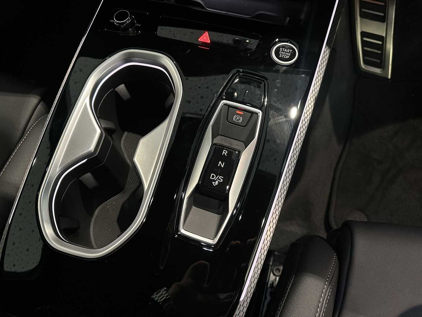 Used Audi A6 Saloon 2025 for sale - 77132740: Photo 8