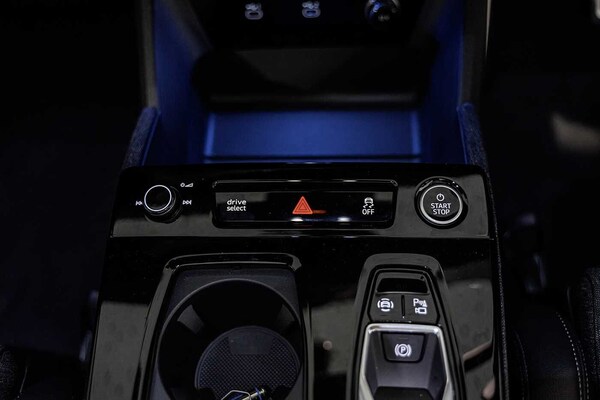 Used Audi Q6 e-tron 2025 for sale - 73602187: Photo 25