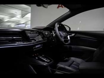 Used Audi Q4 e-tron 2024 for sale - 73330073: Photo